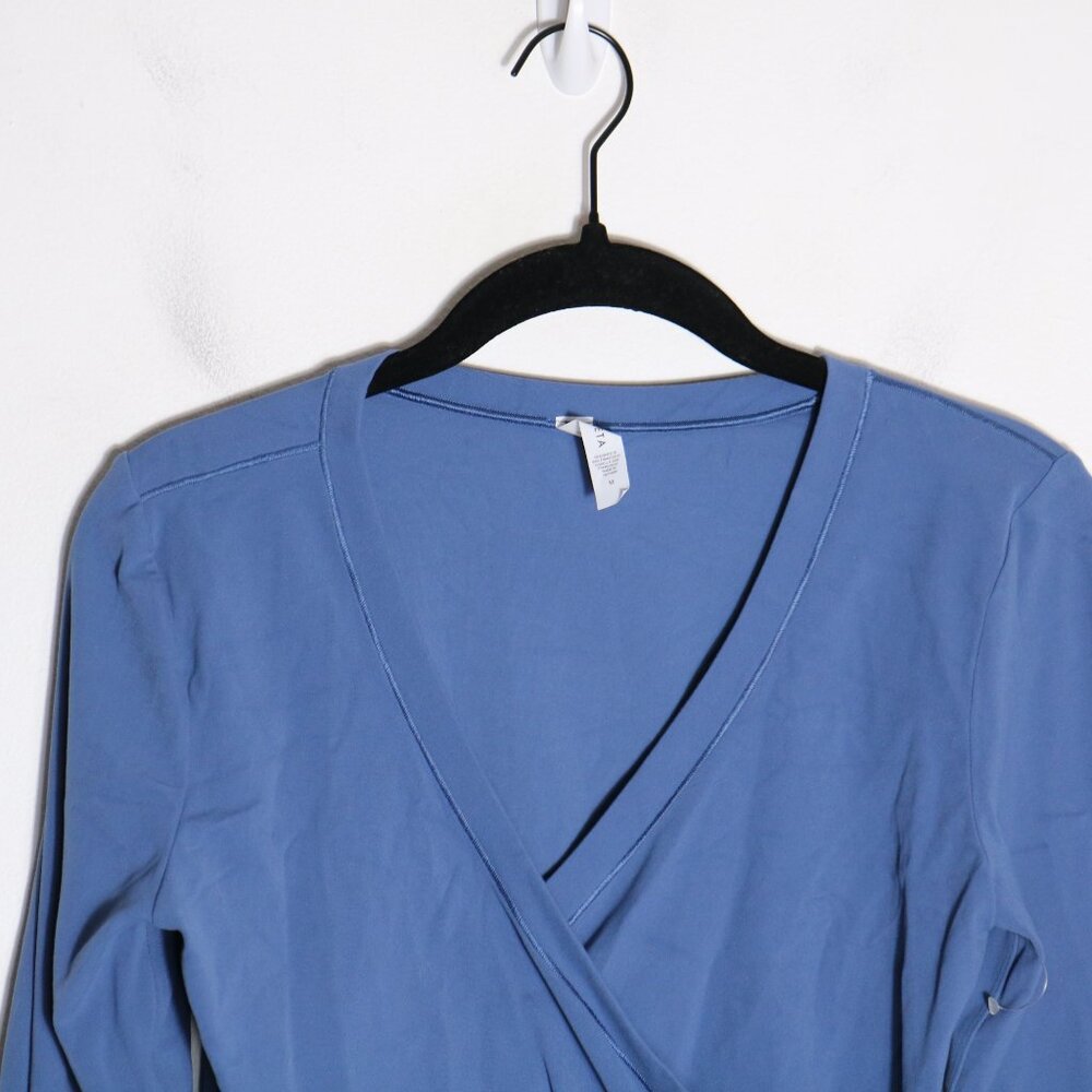 Athleta Blue Long Sleeve Wrap Crop Top - Picture 3 of 8
